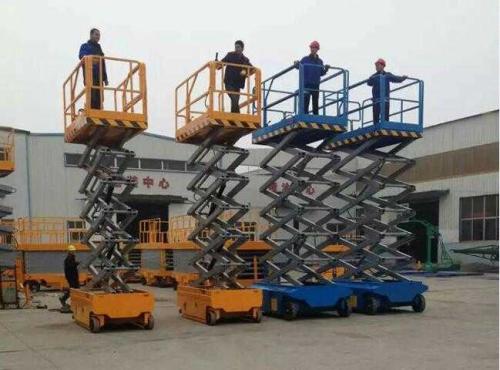 高空作業(yè)液壓升降機(jī)平臺應(yīng)運(yùn)而生    (圖3) 移動6.jpg