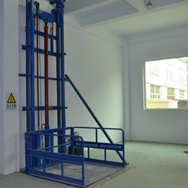 導(dǎo)軌升降平臺(tái)在工作中存在的隱患要細(xì)微觀察(圖2) \